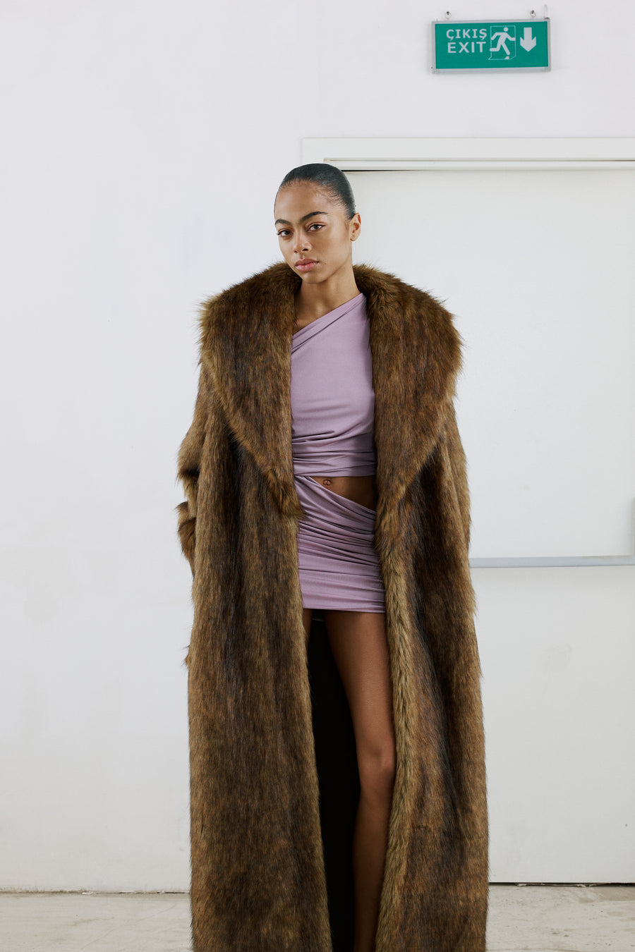 BOLD Tawny faux fur