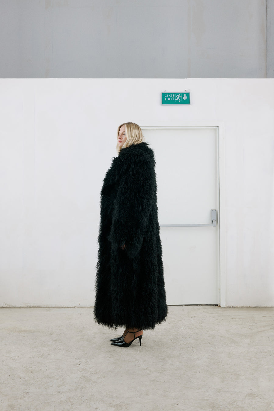 BOLD Raven shearling coat