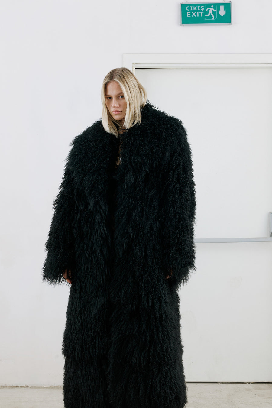 BOLD Raven shearling coat