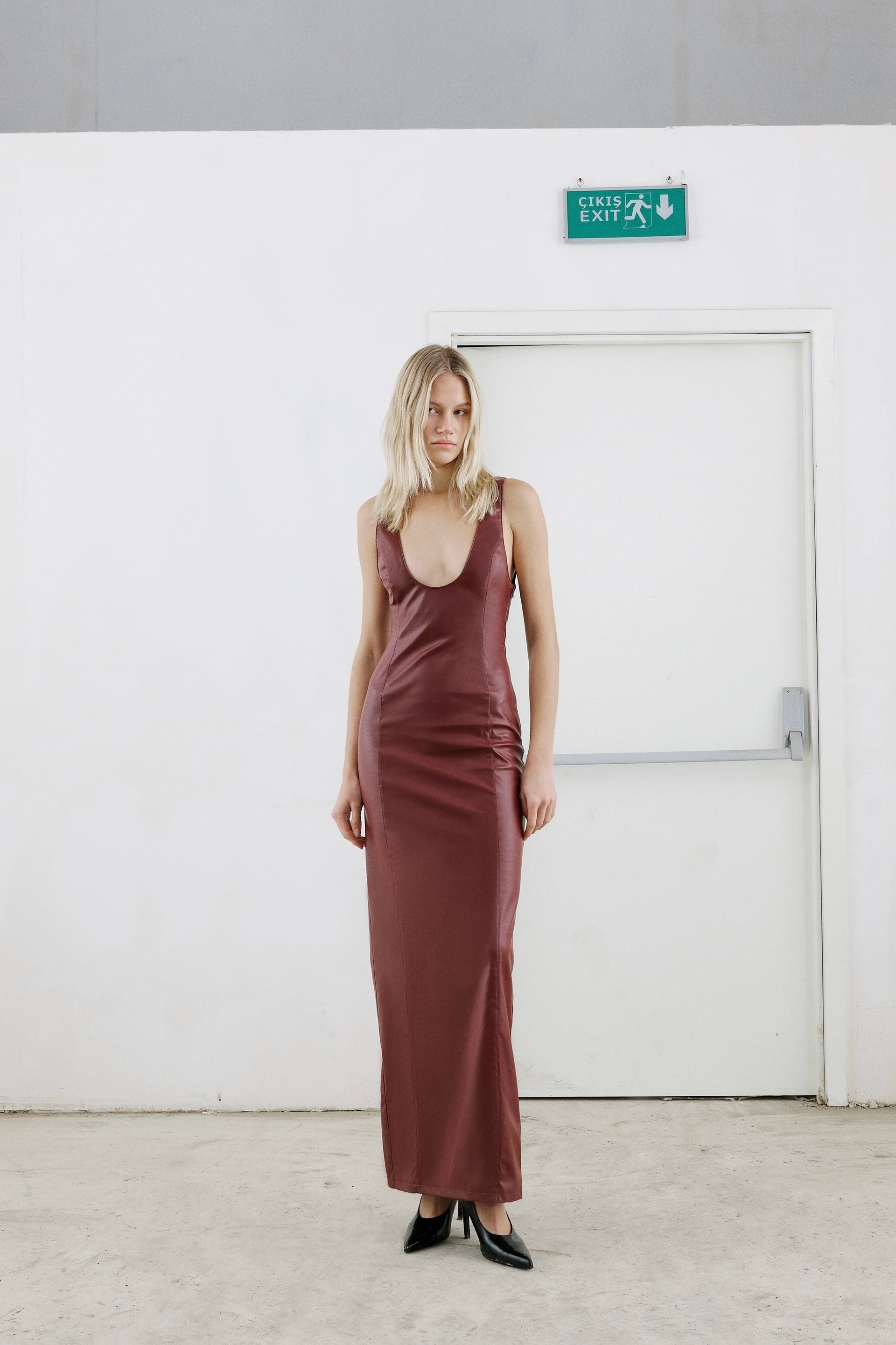 BOLD Look 14 in burgundy