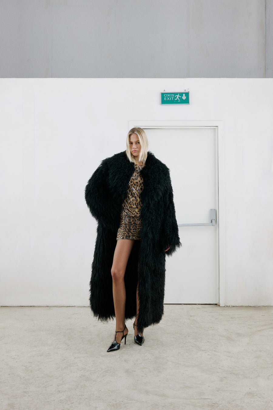 BOLD Raven shearling coat